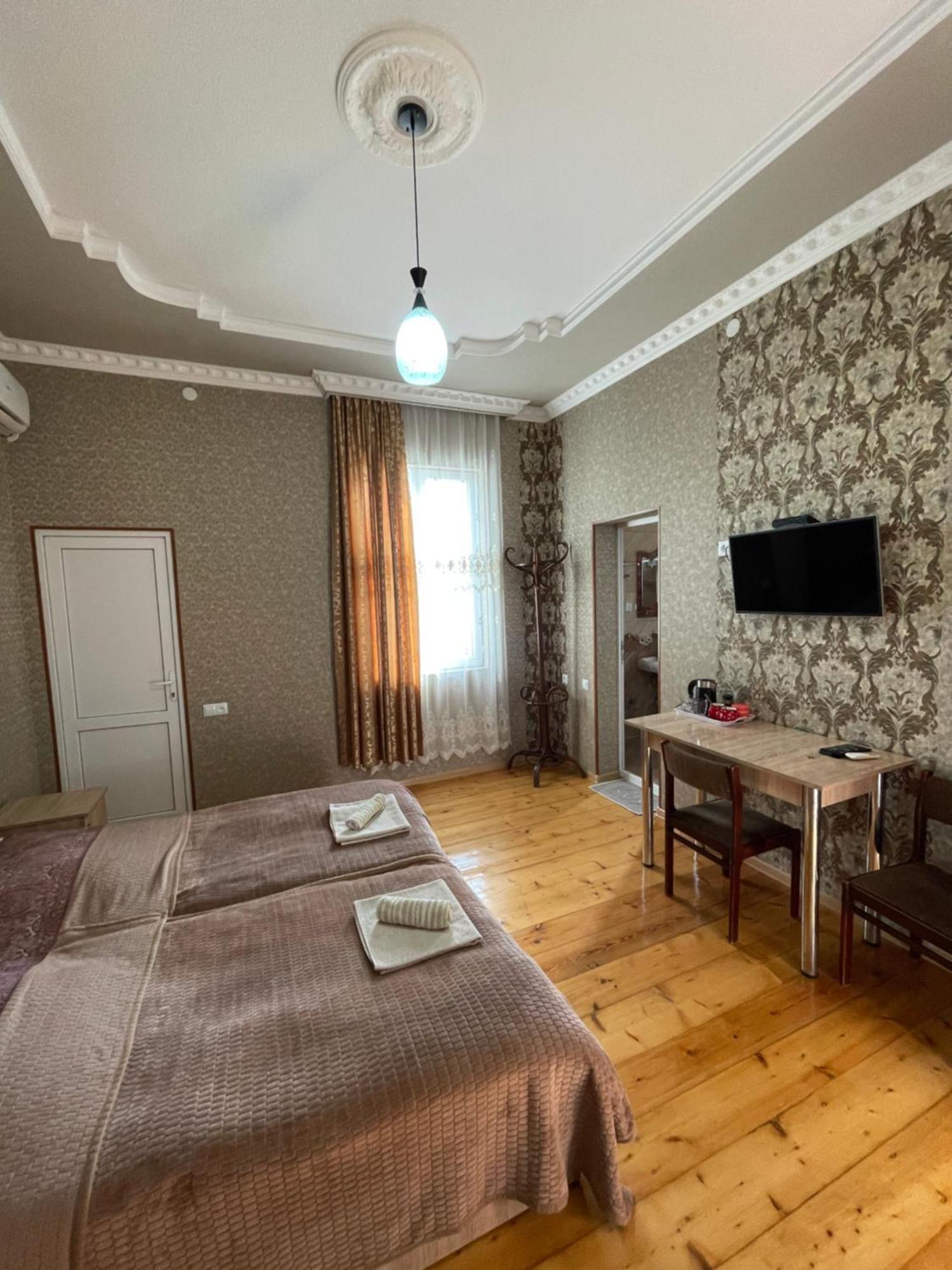 Hotel Elco à Zugdidi Extérieur photo