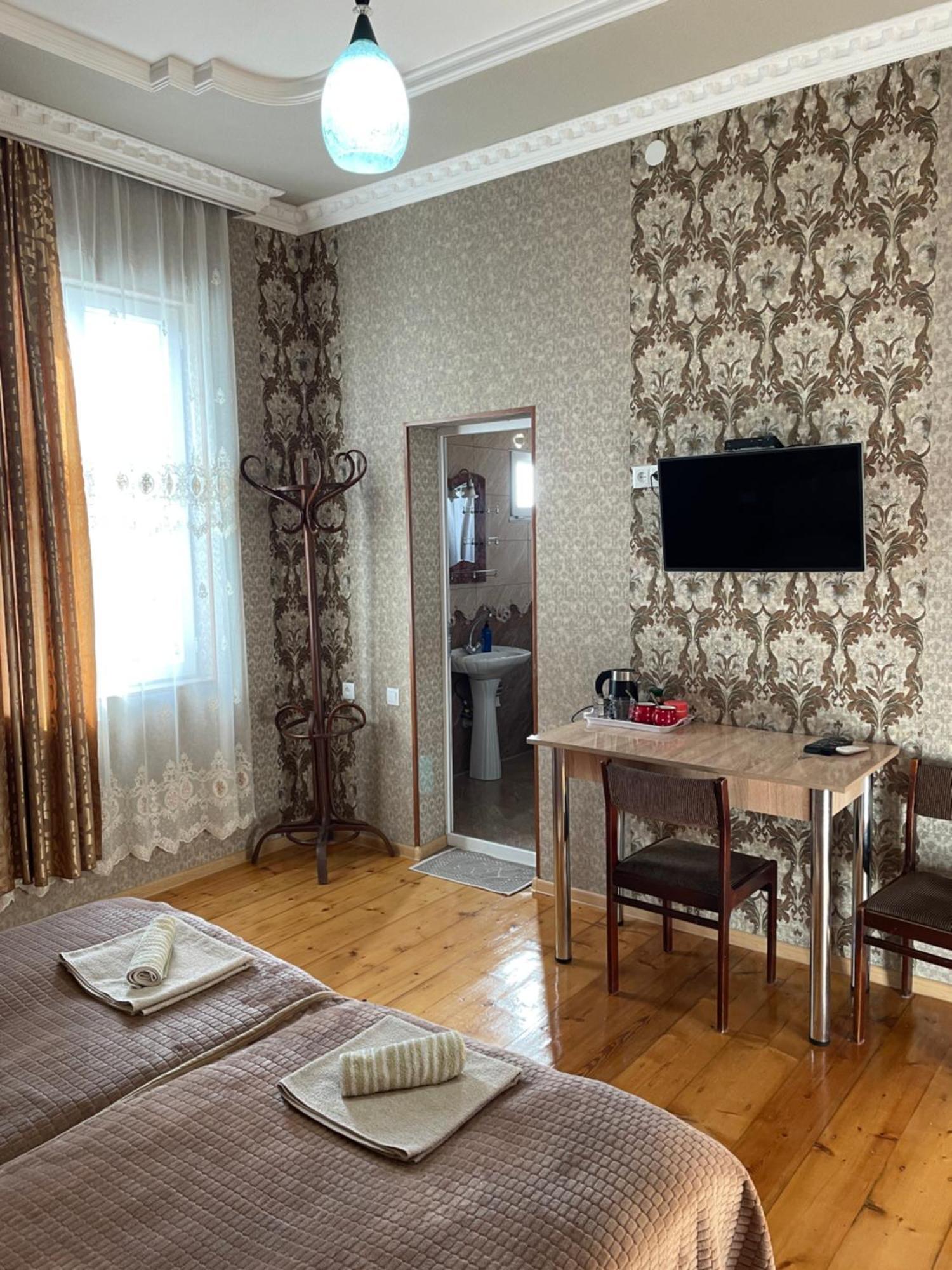 Hotel Elco à Zugdidi Extérieur photo
