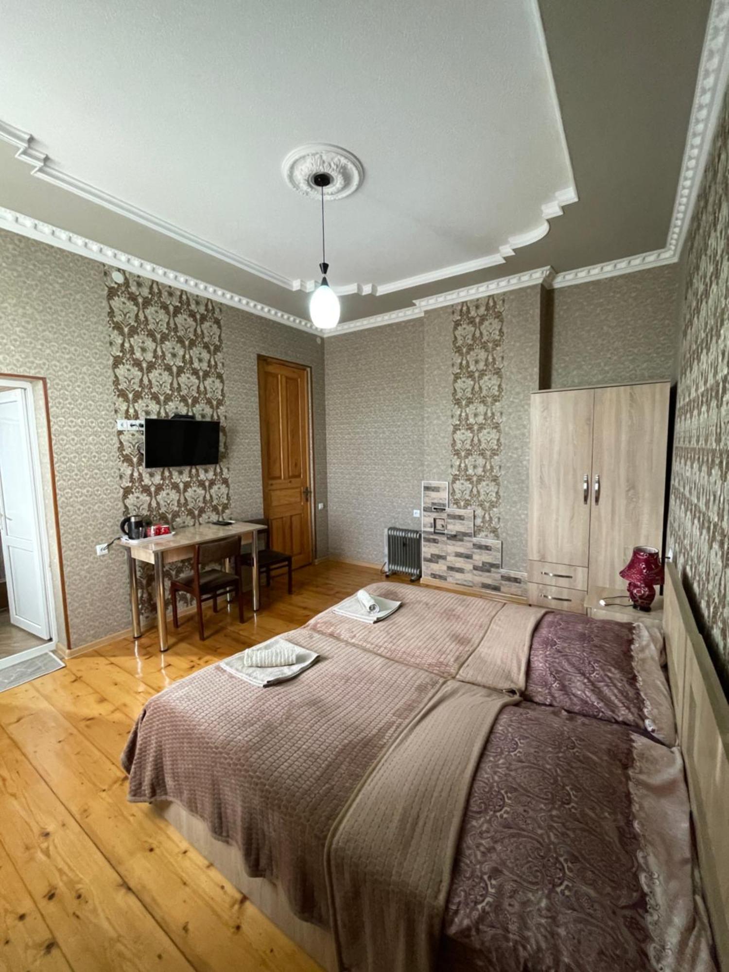 Hotel Elco à Zugdidi Extérieur photo