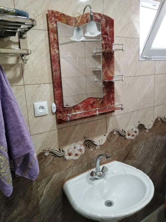 Hotel Elco à Zugdidi Extérieur photo